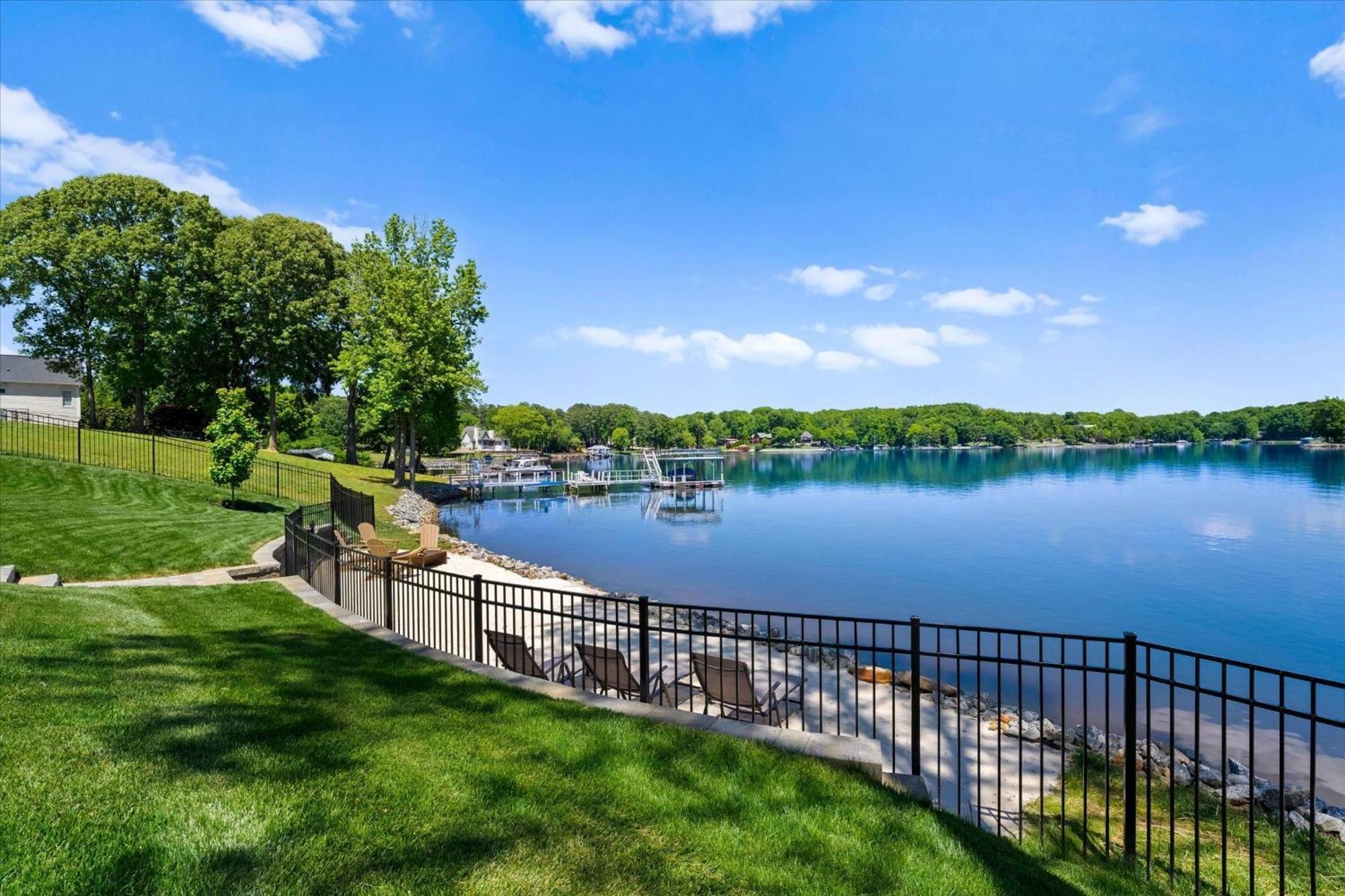 Hogan Crest Villa Mooresville Kültér fotó